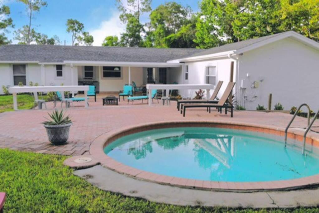 Cheerfull 4/Bed/ 3 Bath / Pool / Best Location Naples Luaran gambar