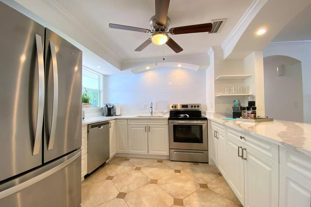 Cheerfull 4/Bed/ 3 Bath / Pool / Best Location Naples Luaran gambar