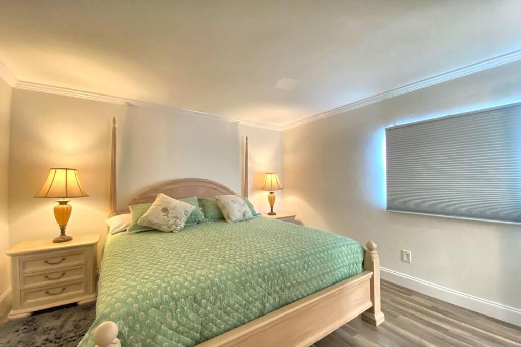 Cheerfull 4/Bed/ 3 Bath / Pool / Best Location Naples Luaran gambar