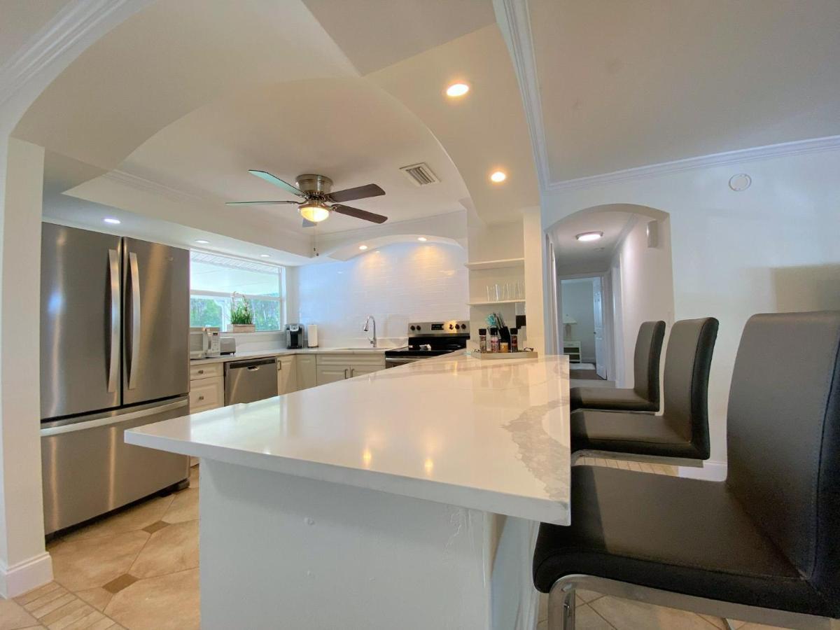 Cheerfull 4/Bed/ 3 Bath / Pool / Best Location Naples Luaran gambar