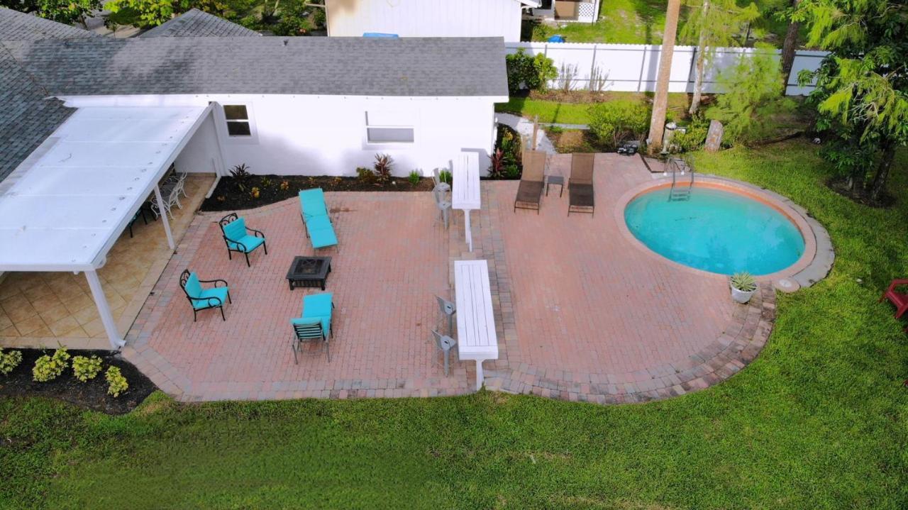 Cheerfull 4/Bed/ 3 Bath / Pool / Best Location Naples Luaran gambar